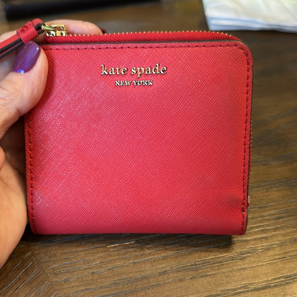 Kate Spade Red Card Keychain & Kate Spade Zip Around Wallet Bundle EUC - Picture 13 of 14